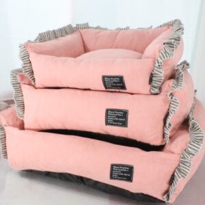 CAMA CUADRADA CON BOLEROS S ROSA