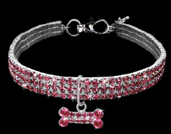 COLLAR HUESITO ROSA CON PIEDRAS M (AGOTADO)